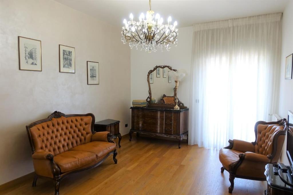 Bari 68 - Comfort Moderno & Fascino Antico ภายนอก รูปภาพ